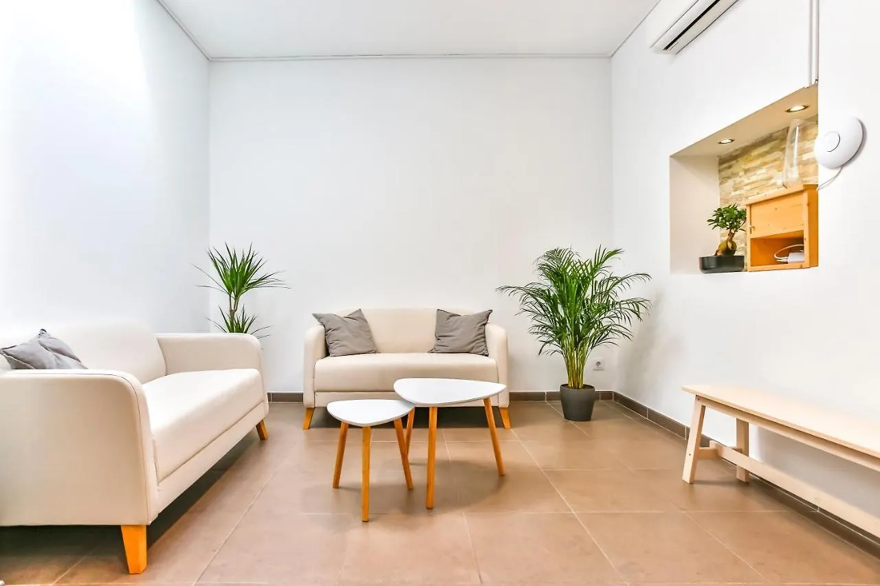 Laramond Barcelona Rooms 3*,