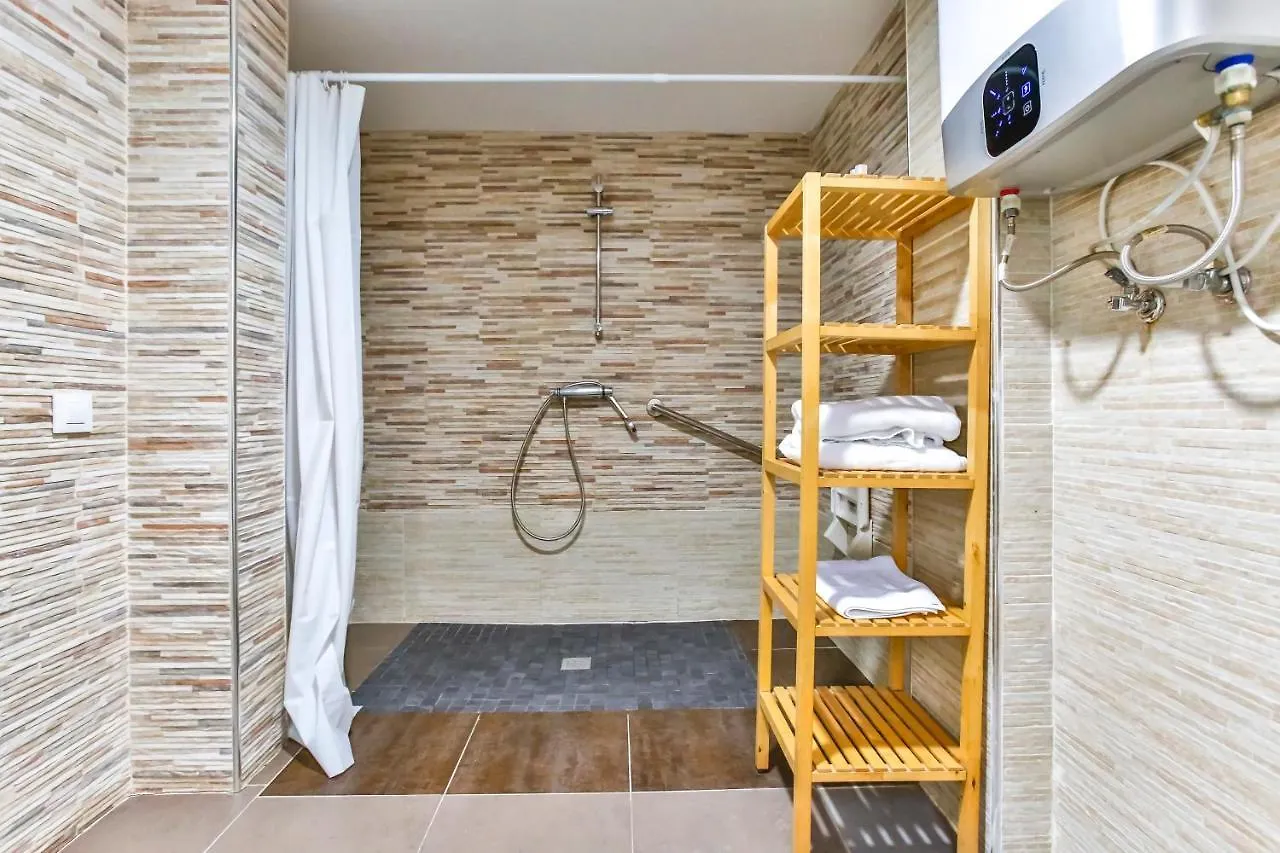 Gasthof Laramond Barcelona Rooms