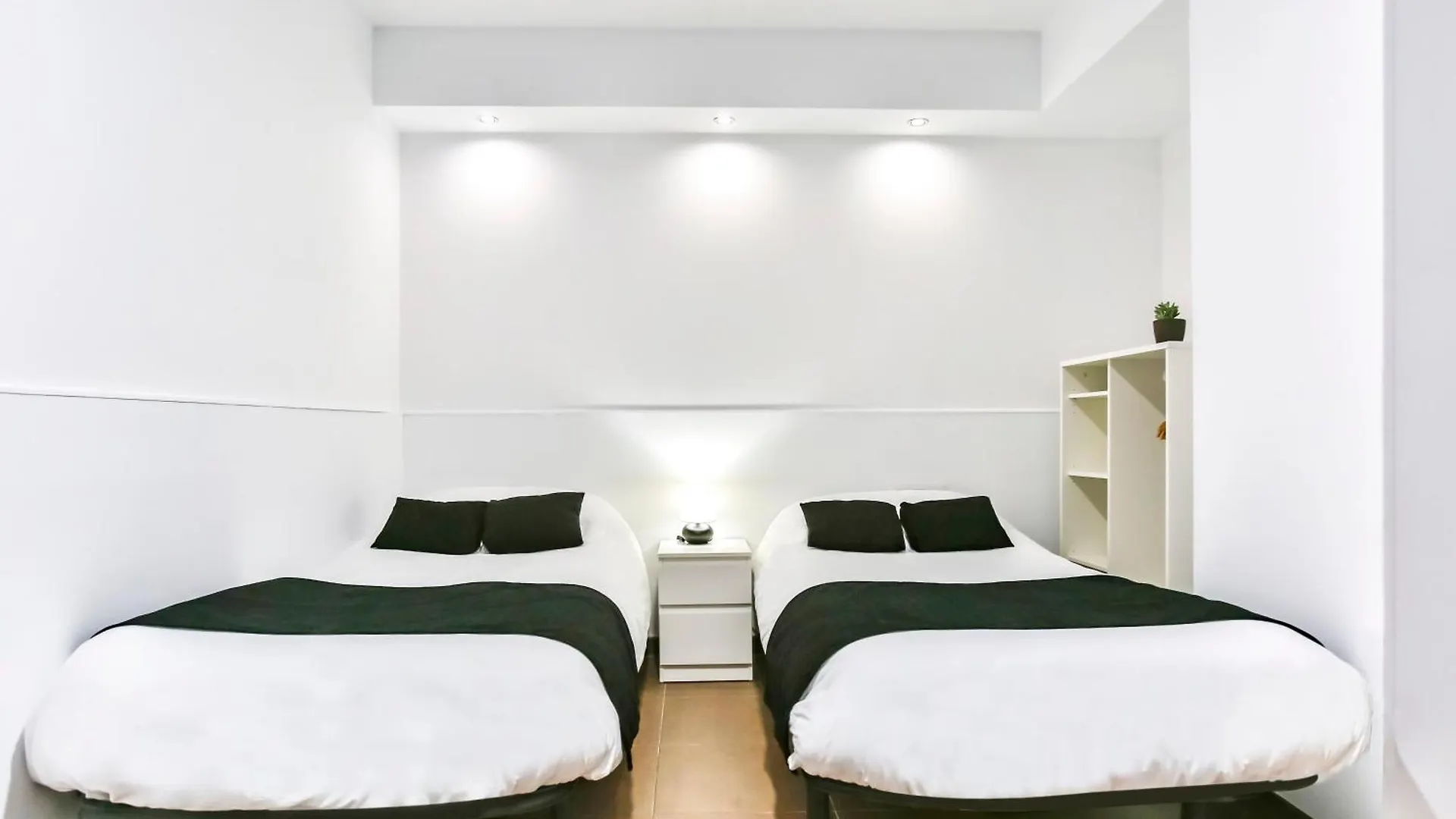 Guest house Laramond Barcelona Rooms
