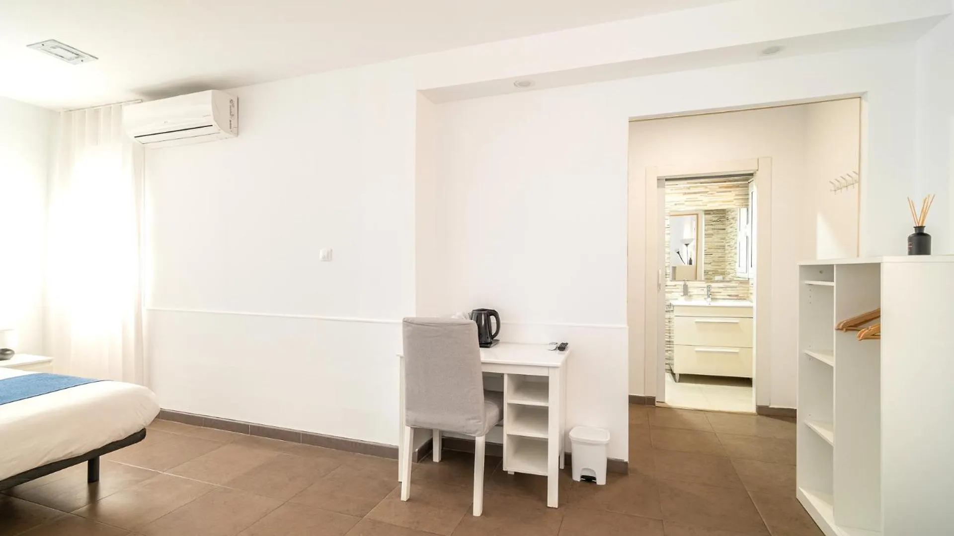 *** Gasthof Laramond Barcelona Rooms Spanien