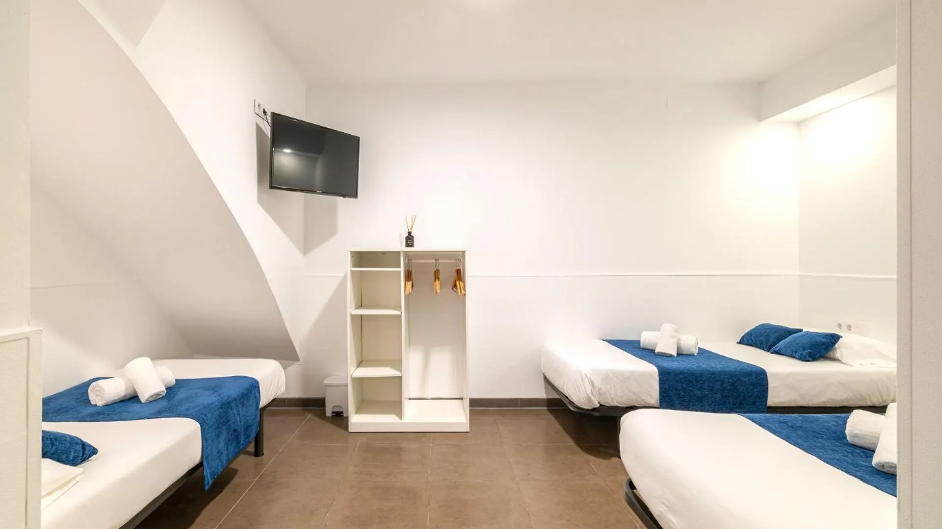 Laramond Barcelona Rooms 3*,  Spanien