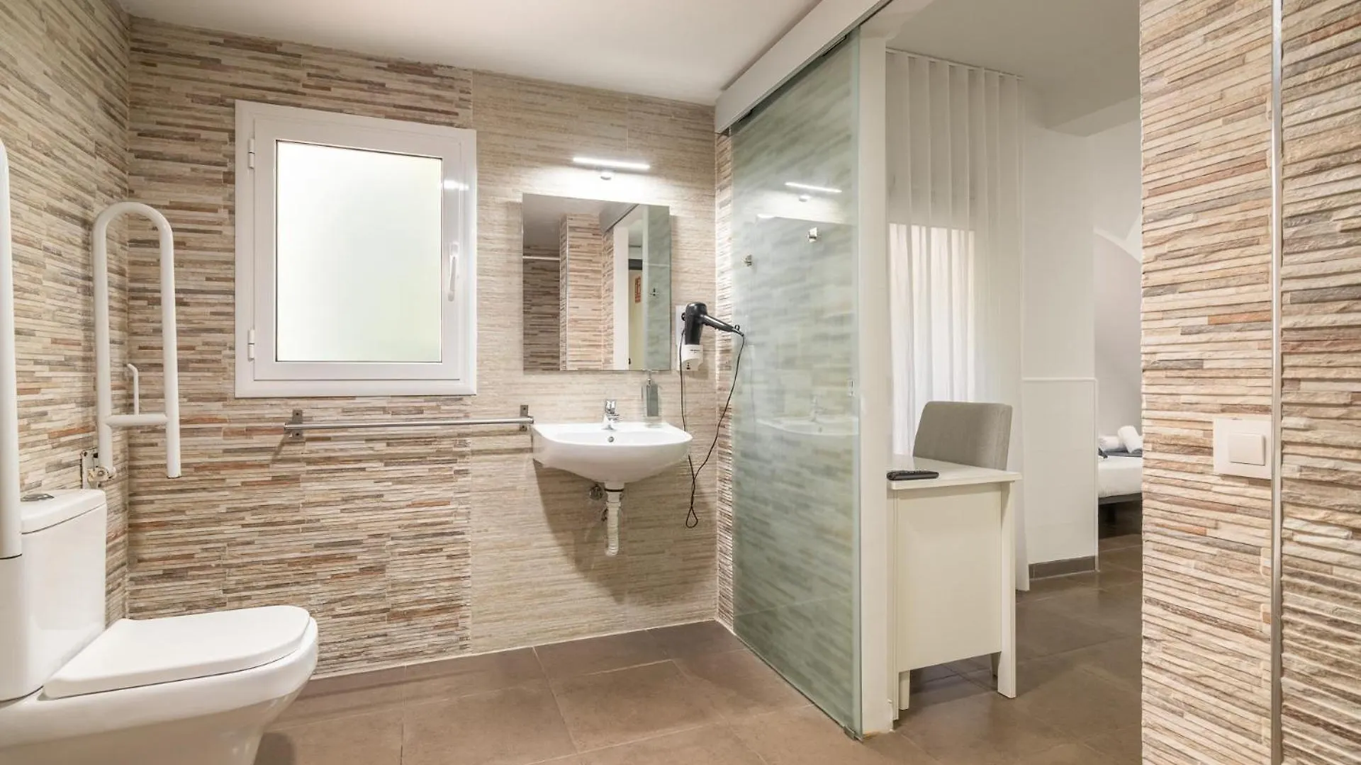 Laramond Barcelona Rooms Gasthof