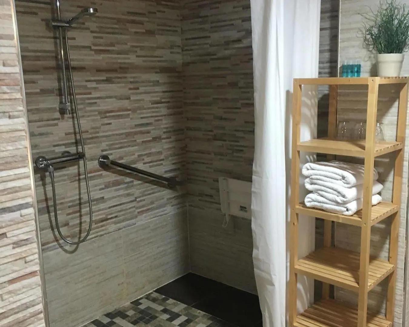 Laramond Barcelona Rooms Guest house