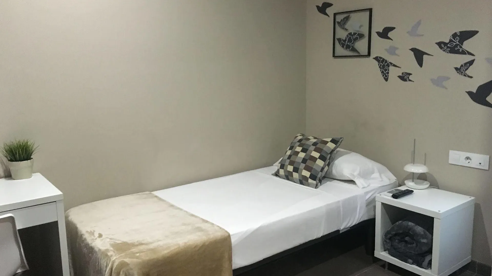 *** Guest house Laramond Barcelona Rooms Spain