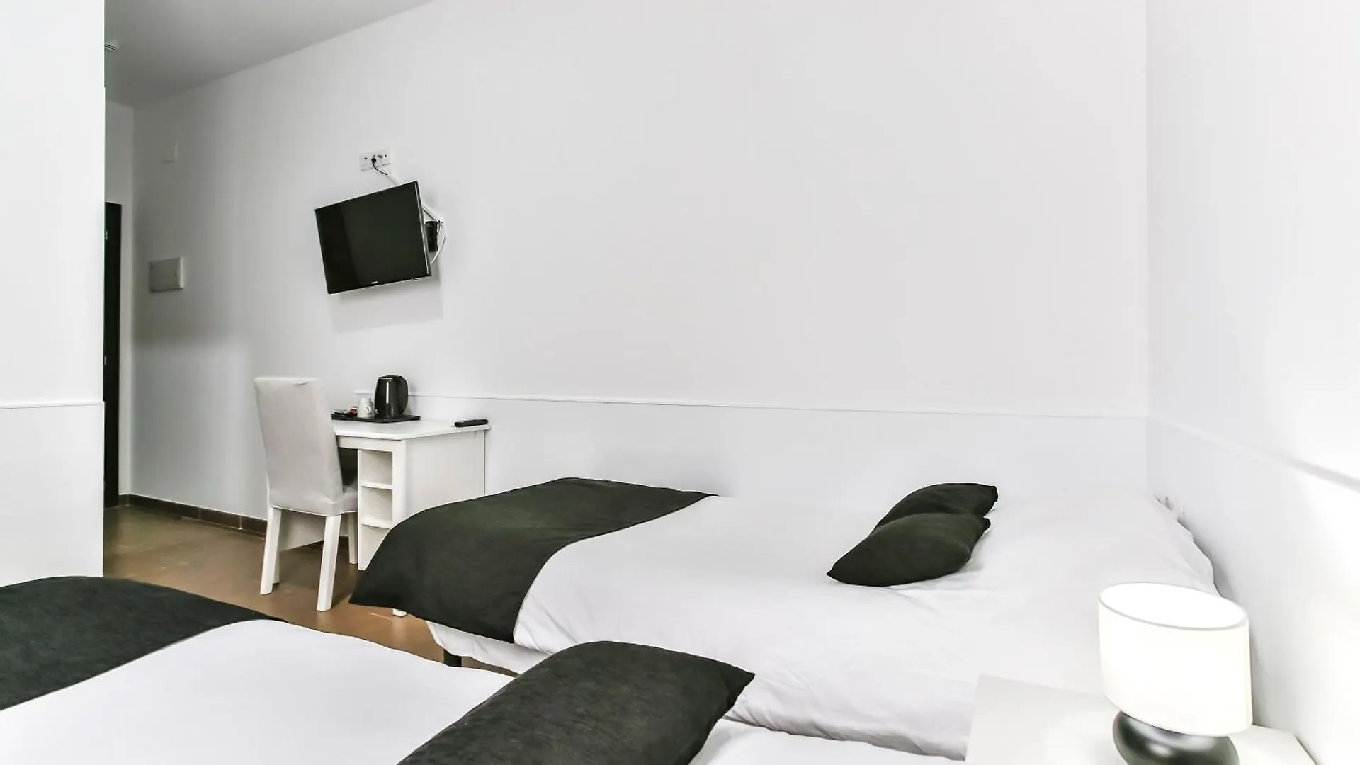 *** Penzion Laramond Barcelona Rooms Španělsko